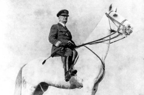 <h1>Horthy Miklós</h1> <h1>Horthy Miklós</h1>