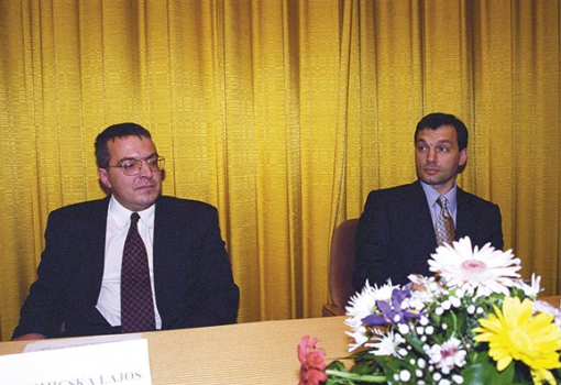 <h1>Simicska Lajos és Orbán Viktor: közös kép 1999-ből - Fotó: Kovács Attila, MTI</h1>