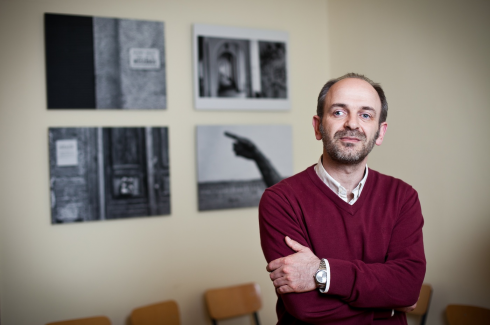 Mircea Cernov Nagyváradon született, 15 éve foglalkozik informális oktatással, nonprofit menedzsment szakértő, számos sikeres nemzetközi projekt koordinálása után lett a Haver Alapítvány ügyvezetője.
