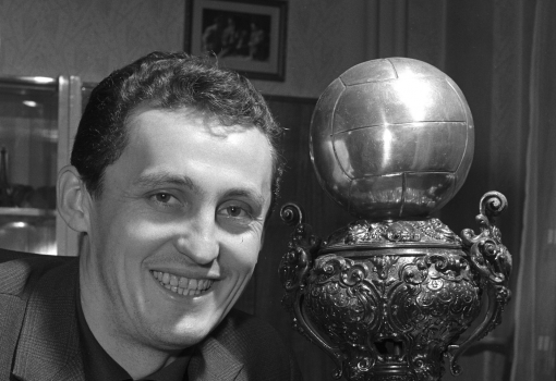 <h1>Az egyetlen magyar Aranylabda és tulajdonosa. A Császárt 1967-ben választották a világ legjobb labdarúgójává
</h1>-
