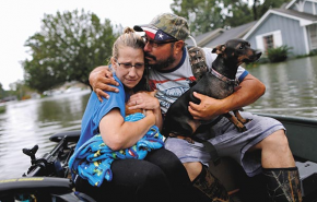 Houstonban mentik a menthetőt – Harvey után jön Irma