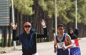 Örömfutás Perzsiában - Képes riportunk az első iráni nemzetközi maratonról