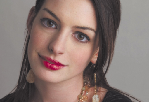 <h1>Anne Hathaway</h1>-