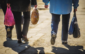 Röghöz kötött szegények országa a mienk - Tartalékolnának, de nincs miből