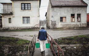 Brutálisan nő a szegénység – a bérblöff-kommunikációból nem lehet megélni