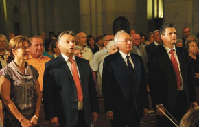 Nagyköveti pálya - Eddig tartott, amíg kiadták az információt 'Orbán bankáráról'