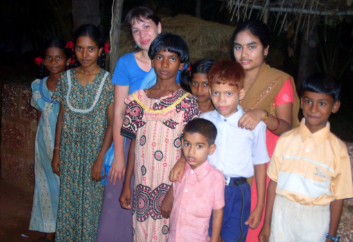 <h1>Králik Orsolya Indiában kezdte az önkénteskedést</h1>-