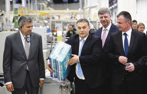 Így kell milliárdokat nyerni a lottón - Orbán tudja a titkot