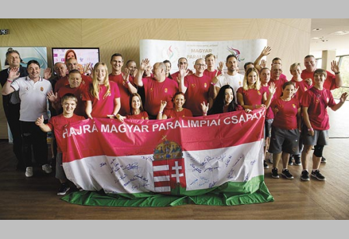<h1>A képen a búcsúzó magyar paralimpikonok első csoportja - Fotó: Koszticsák Szilárd, MTI</h1>-