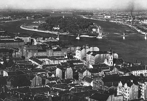 <h1>Budapest 1920-ban - Forrás: Fortepan</h1>-